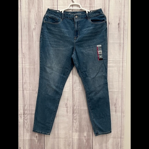 NO BOUNDARIES women high rise skinny blue jeans/ size 17 - Picture 2 of 6